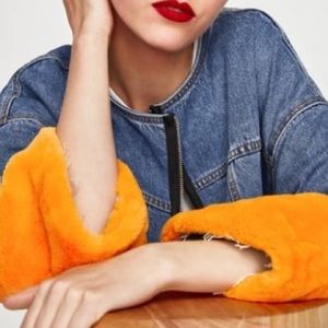 NWT Zara oversized jacket with removable appliqué. Size XS